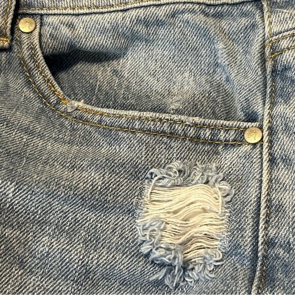 And Now This Macy’s The Mini Wide High Rise Relaxed Fit Cropped Jeans Size 25 - Picture 7 of 14